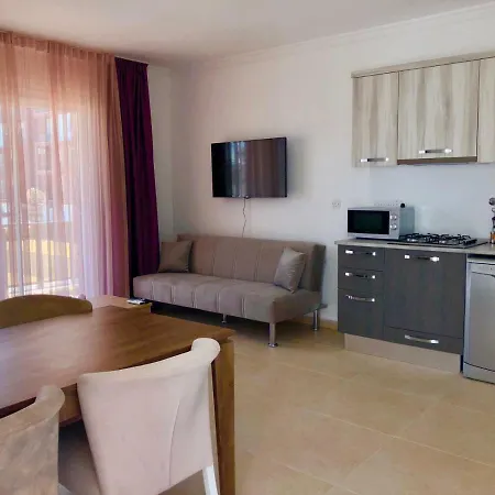 Royal Sun Apartman *
